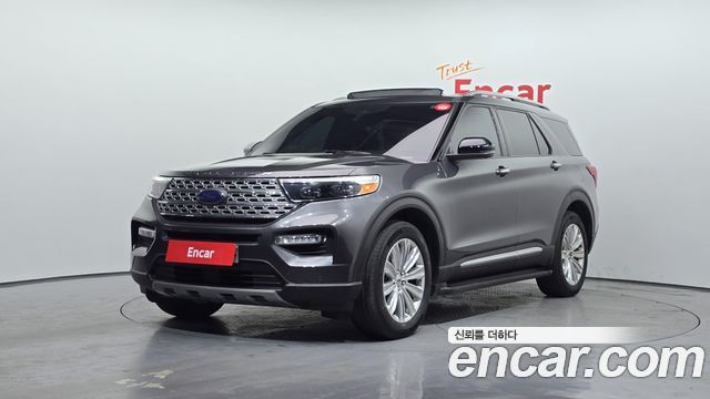 Ford Explorer 2020 — photo 1