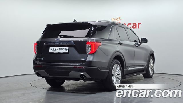 Ford Explorer 2020 — photo 2