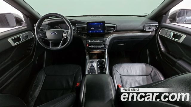 Ford Explorer 2020 — photo 7