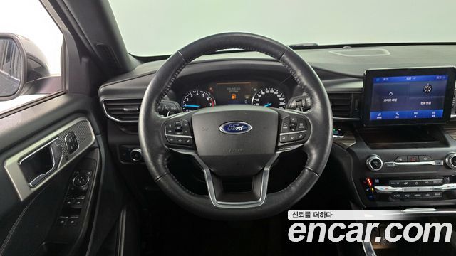 Ford Explorer 2020 — photo 13