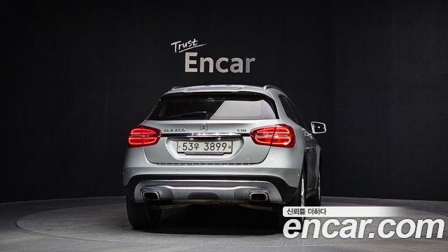Mercedes-Benz GLA-Class 2015 — photo 4