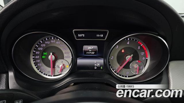 Mercedes-Benz GLA-Class 2015 — photo 7