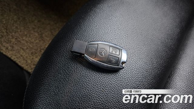 Mercedes-Benz GLA-Class 2015 — photo 18