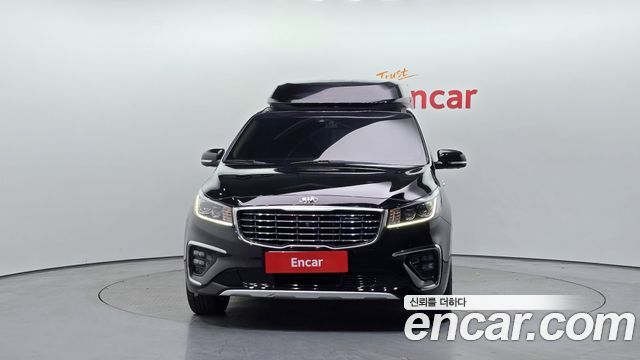 Kia Canival 2019 — photo 3