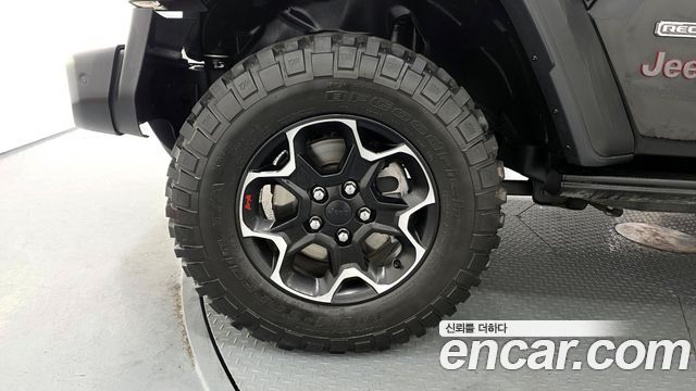 Jeep Wrangler 2020 — photo 5