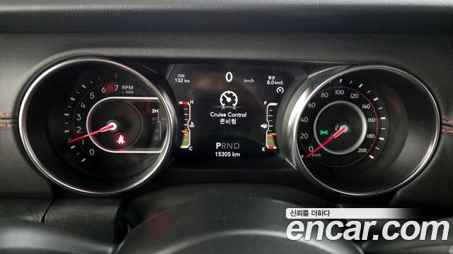 Jeep Wrangler 2020 — photo 8