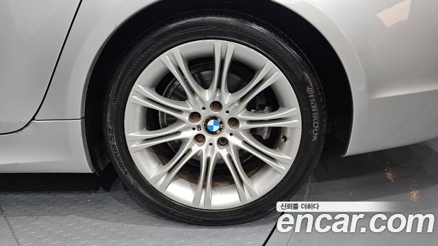 BMW 5-Series 2008 — photo 5