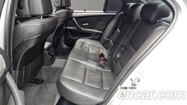 BMW 5-Series 2008 — photo 12