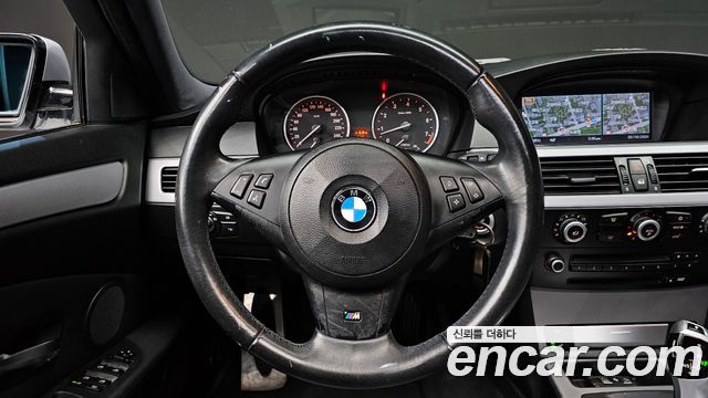 BMW 5-Series 2008 — photo 13