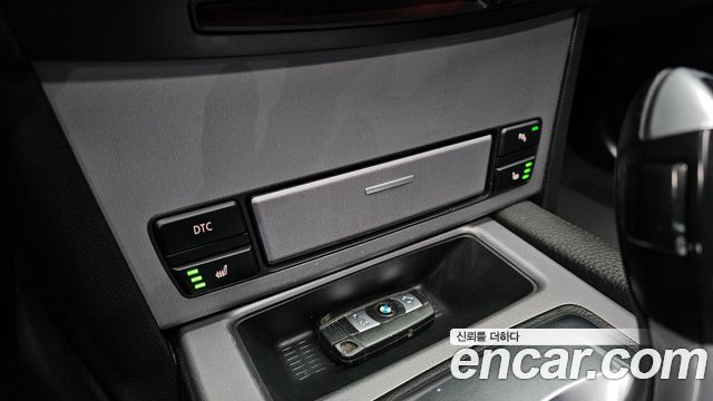 BMW 5-Series 2008 — photo 18