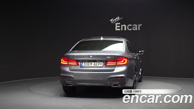 BMW 5-Series 2018 — photo 4