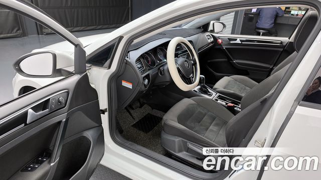 Volkswagen Golf 2016 — photo 11