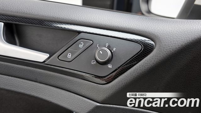 Volkswagen Golf 2016 — photo 17