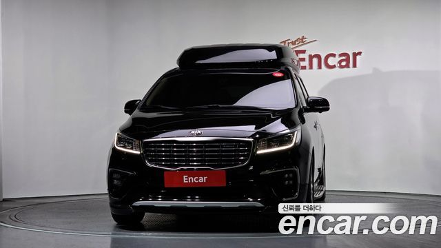Kia Canival 2019 — photo 3