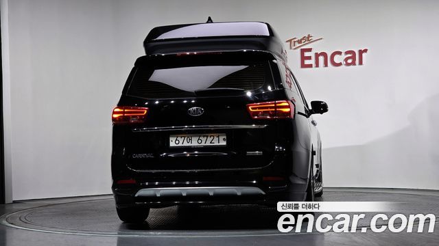 Kia Canival 2019 — photo 4