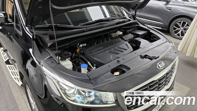Kia Canival 2019 — photo 6
