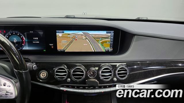 Mercedes-Benz S-Class 2018 — photo 15