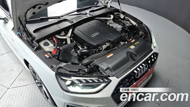 Audi A4 2021 — photo 6