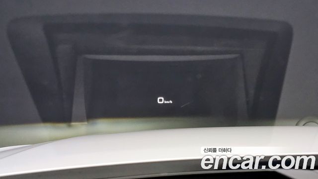 Audi A4 2021 — photo 18