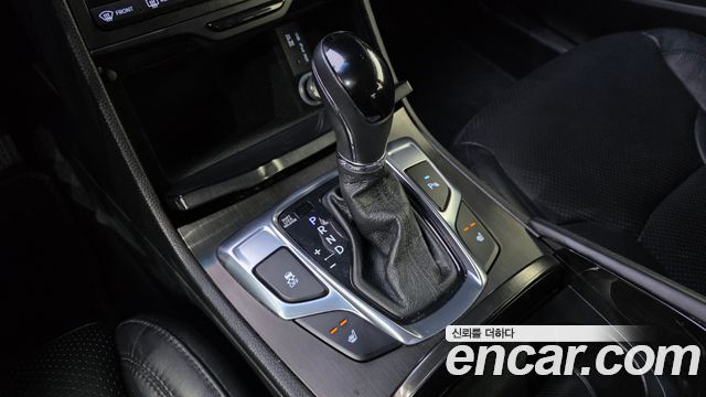 Hyundai Grandeur 2015 — photo 9