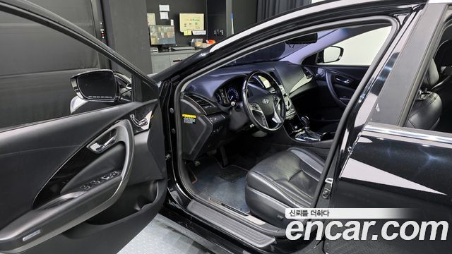 Hyundai Grandeur 2015 — photo 10