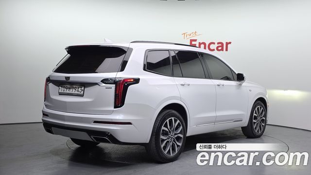 Cadillac XT6 2021 — photo 2