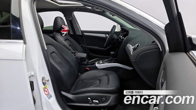Audi A4 2015 — photo 11