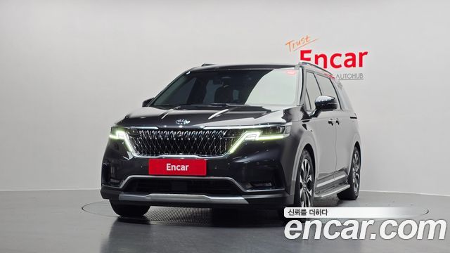 Kia Canival 2021 — photo 3