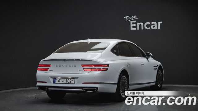 Genesis G80 2023 — photo 2