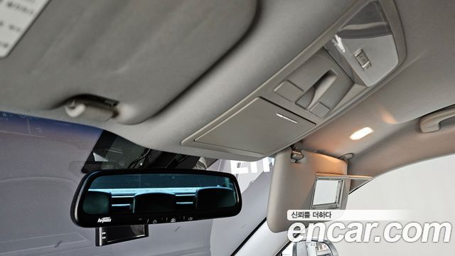 KG Mobility Rexton 2018 — photo 20