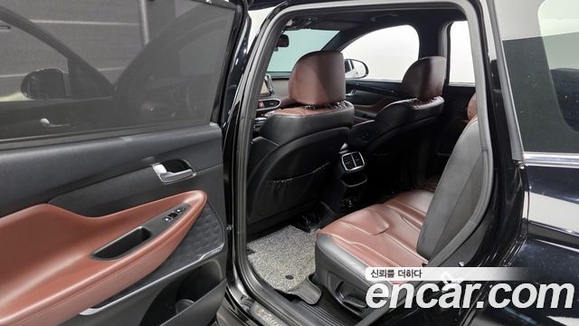 Hyundai Santafe 2019 — photo 11