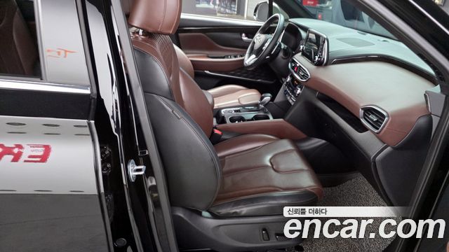 Hyundai Santafe 2019 — photo 12