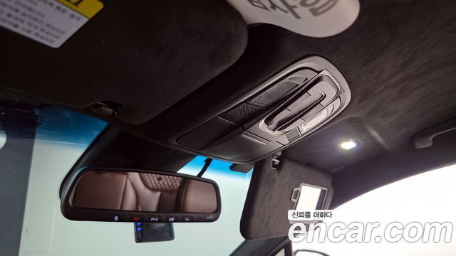 Hyundai Santafe 2019 — photo 18