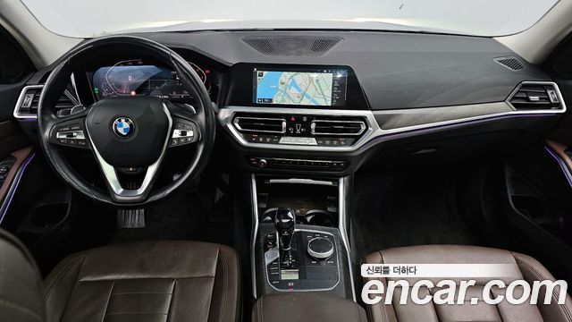 BMW 3-Series 2019 — photo 7