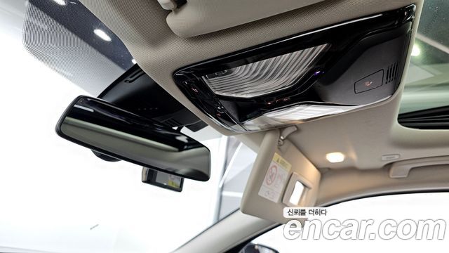 BMW 3-Series 2019 — photo 18