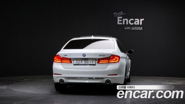 BMW 5-Series 2018 — photo 4