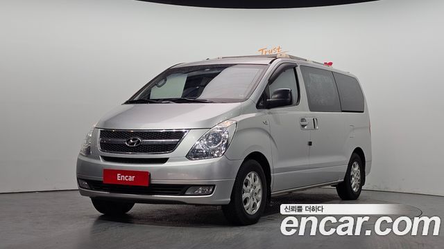 Hyundai Starex 2010 — photo 1