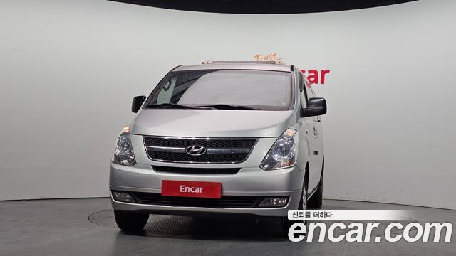 Hyundai Starex 2010 — photo 3