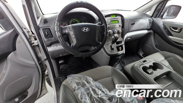 Hyundai Starex 2010 — photo 7