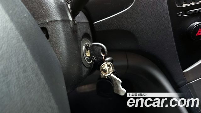 Hyundai Starex 2010 — photo 15