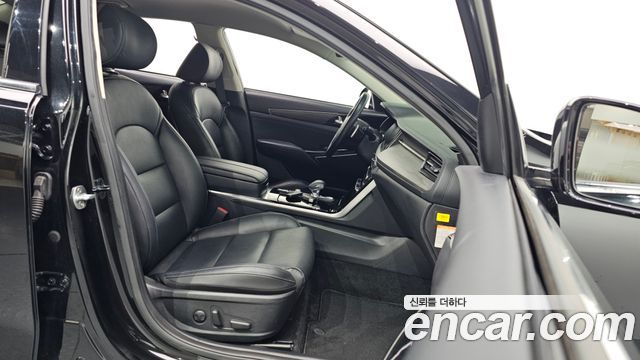 Kia K7 2021 — photo 11