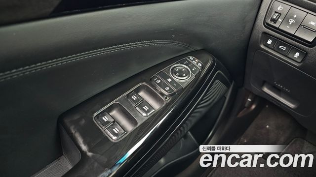 Kia K7 2021 — photo 18