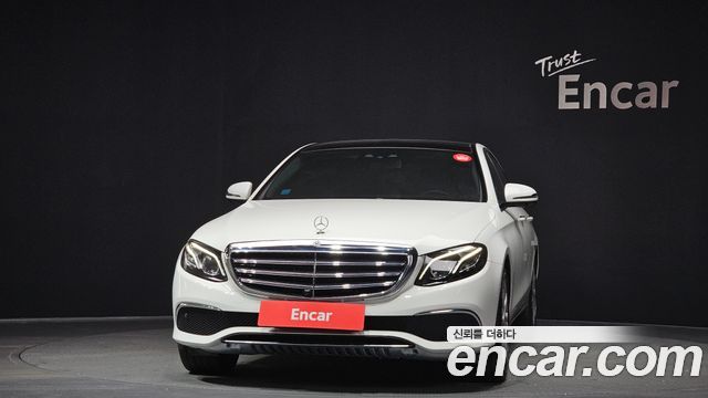 Mercedes-Benz E-Class 2019 — photo 3