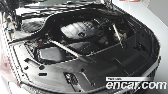 BMW Gran Turismo 2020 — photo 6