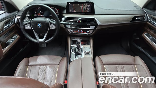 BMW Gran Turismo 2020 — photo 7