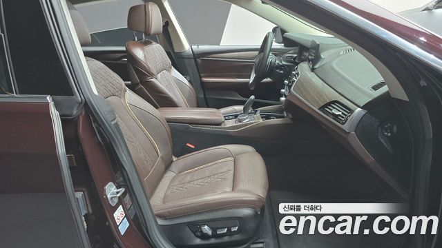 BMW Gran Turismo 2020 — photo 10