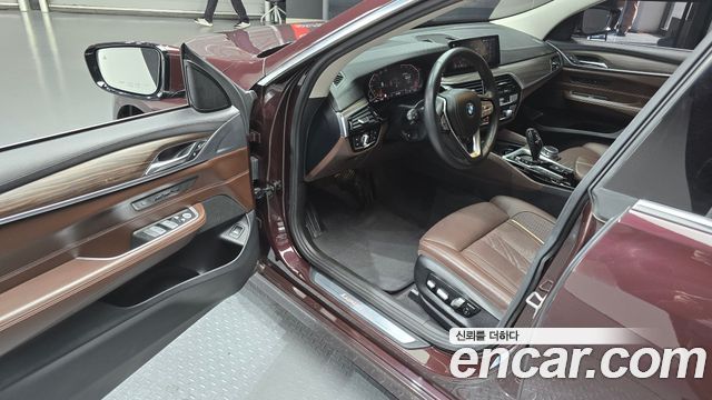 BMW Gran Turismo 2020 — photo 11