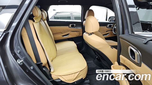Kia Sorento 2021 — photo 12