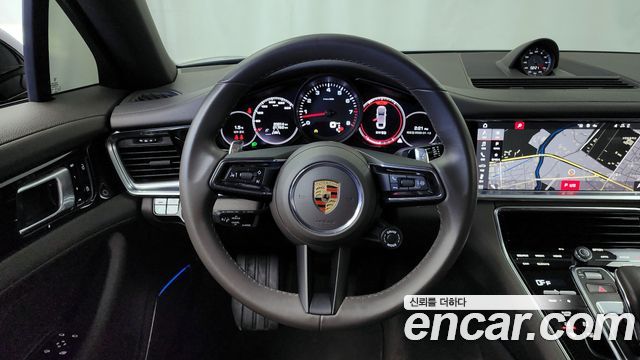 Porsche Panamera 2021 — photo 13