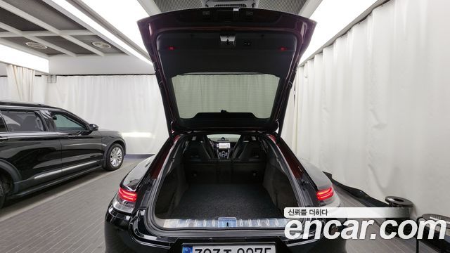 Porsche Panamera 2021 — photo 20